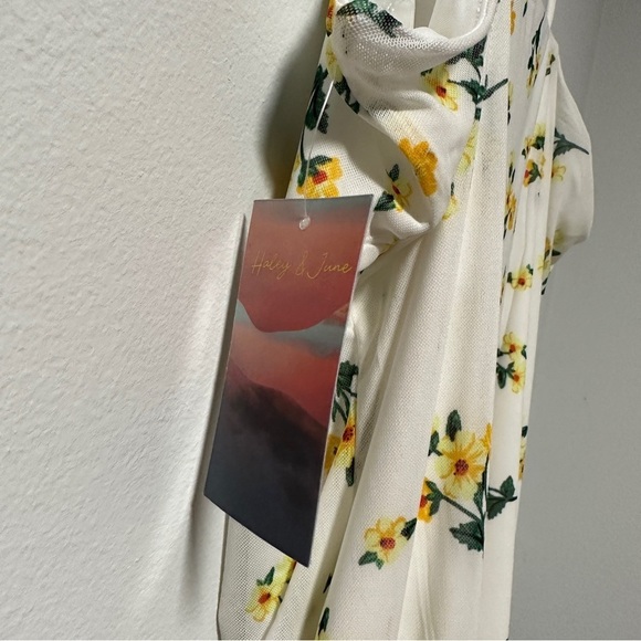 Haley & June NWT White Floral Spaghetti Strap Ruched Dress Women’s Plus Size 2X - Picture 15 of 15